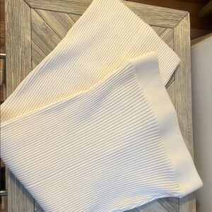 White Zara pencil skirt